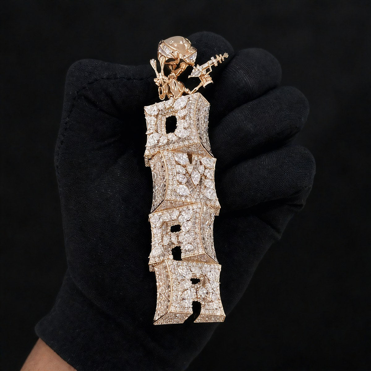 Bespoke diamond pendant — WatchHawk